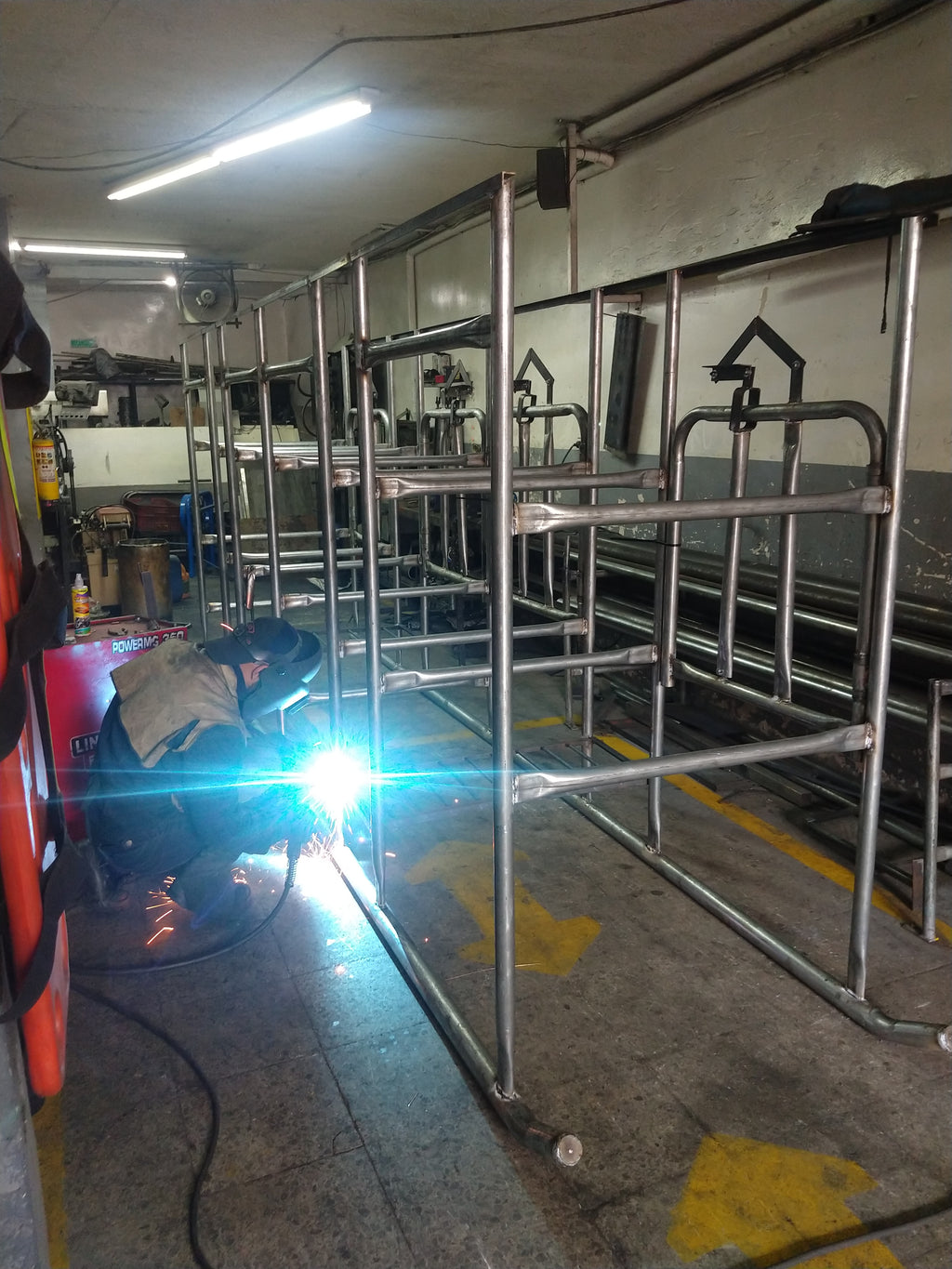 Establo de Ordeño Galvanizado Fijo para vacas desde 1 puesto