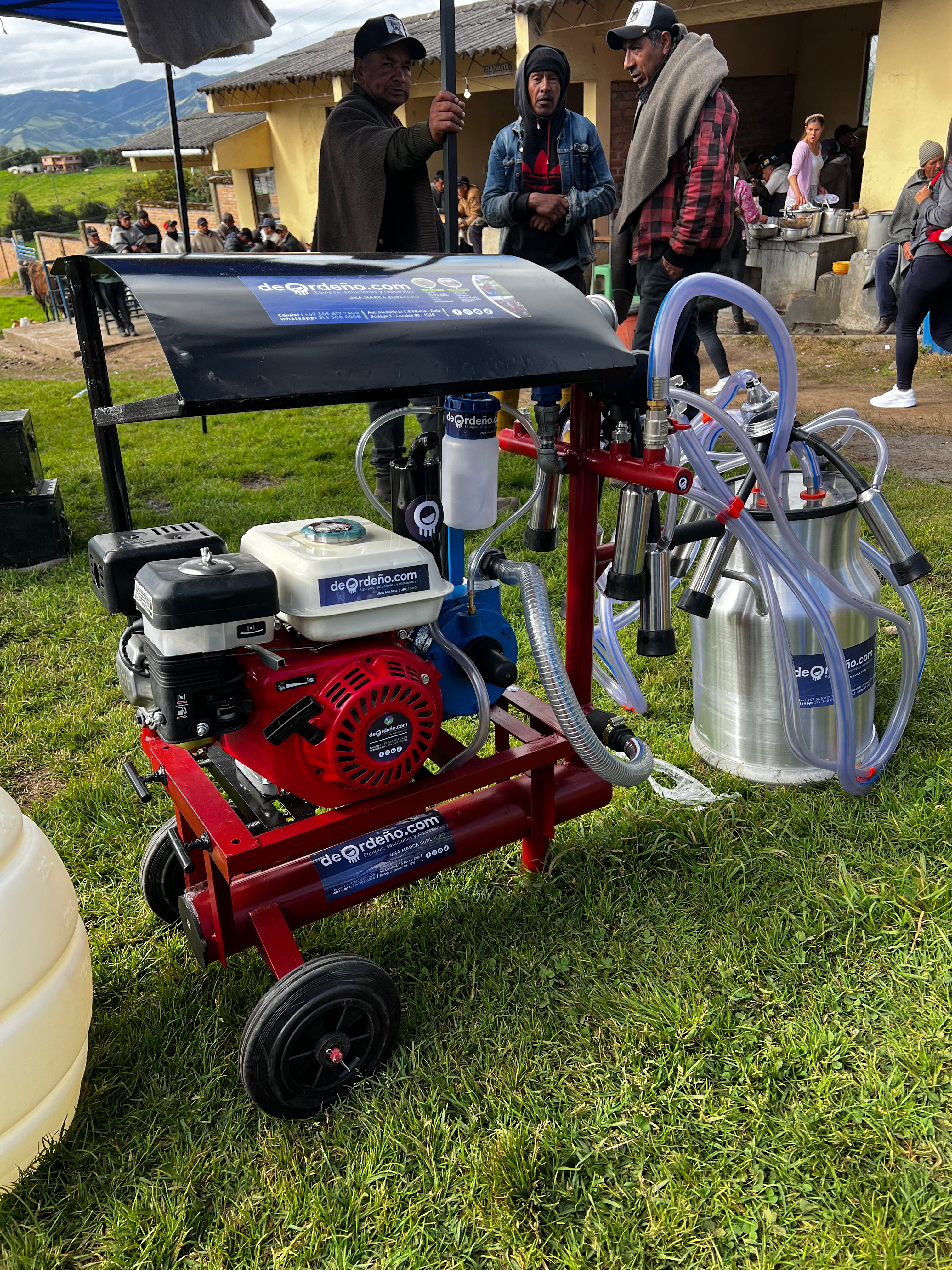 Techo para Equipo de Ordeño🐄 y  proteger los motores de la lluvia 🌧️